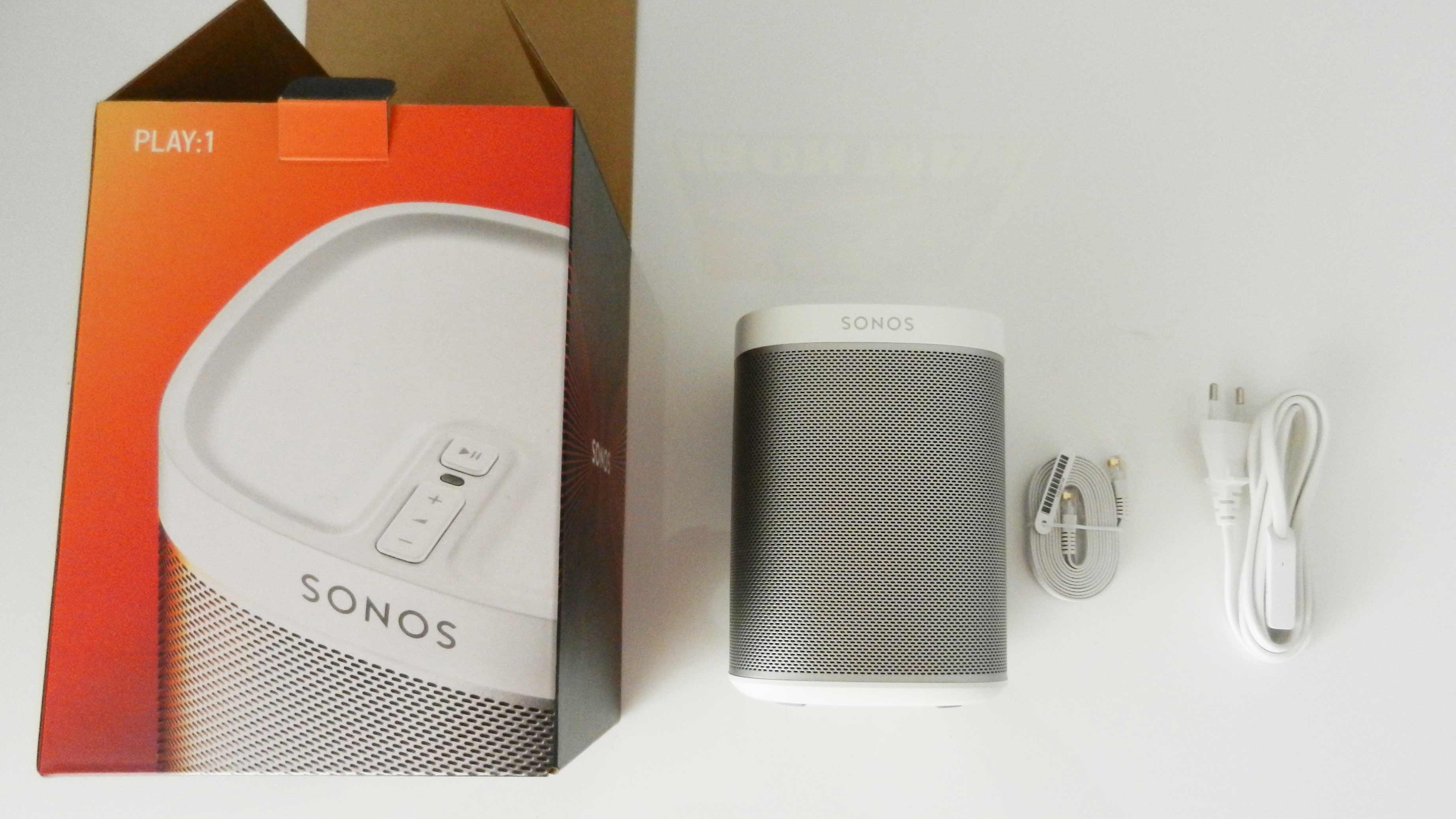 Sonos Play:1 box